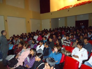 palestra_universidade_mayor_san_andres